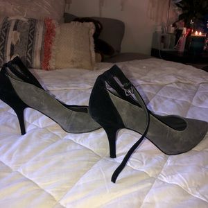 BCBG heels
